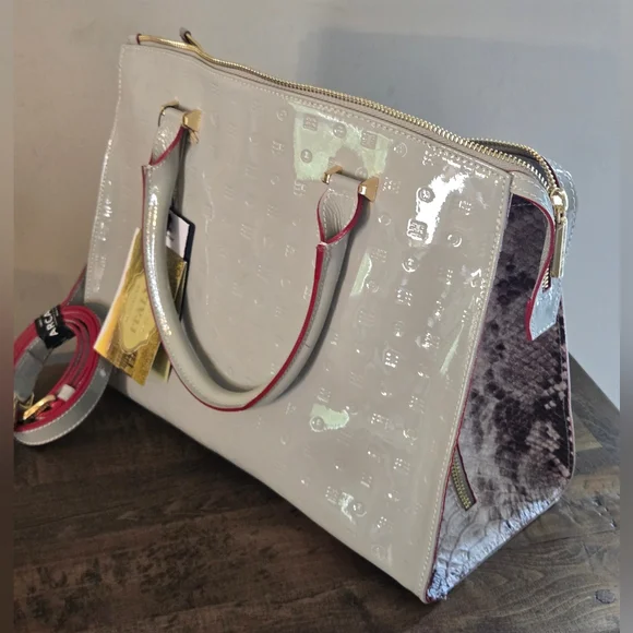 Arcadia bag Light Gray Patent Leather Tote Bag - Picture 2 of 13